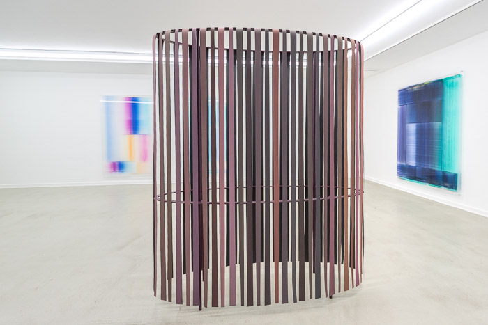 gravitys_rainbow_setA-008-FotoMichaelZeeh-250205_DSC1125_700px