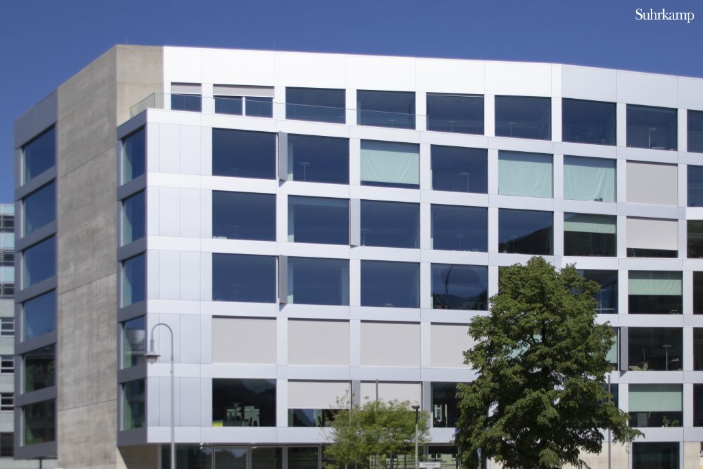 Suhrkamp_Gebäude_Außenansicht_01
