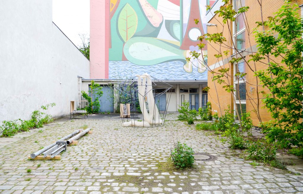 SGS_frontviews_installation_02