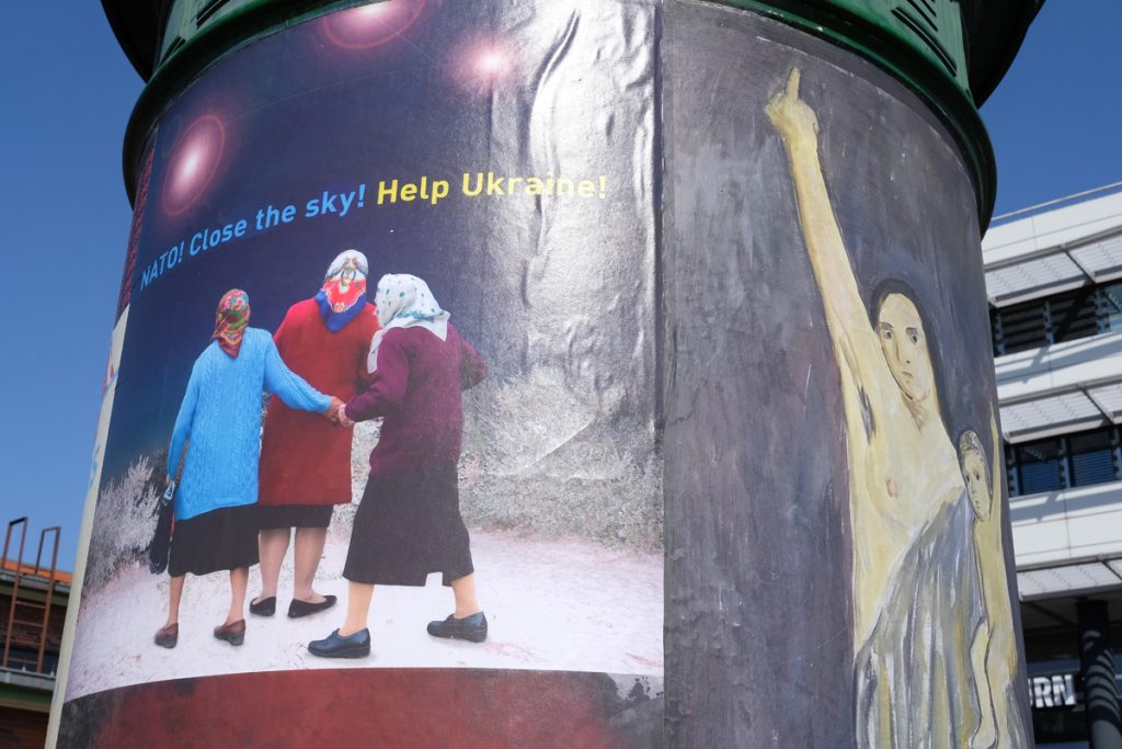 Historische Litfaßsäule, Bahnhofsvorplatz Gesundbrunnen