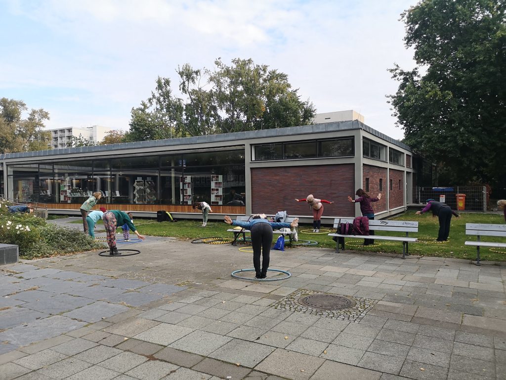 Hula-Hoop am Hansaplatz