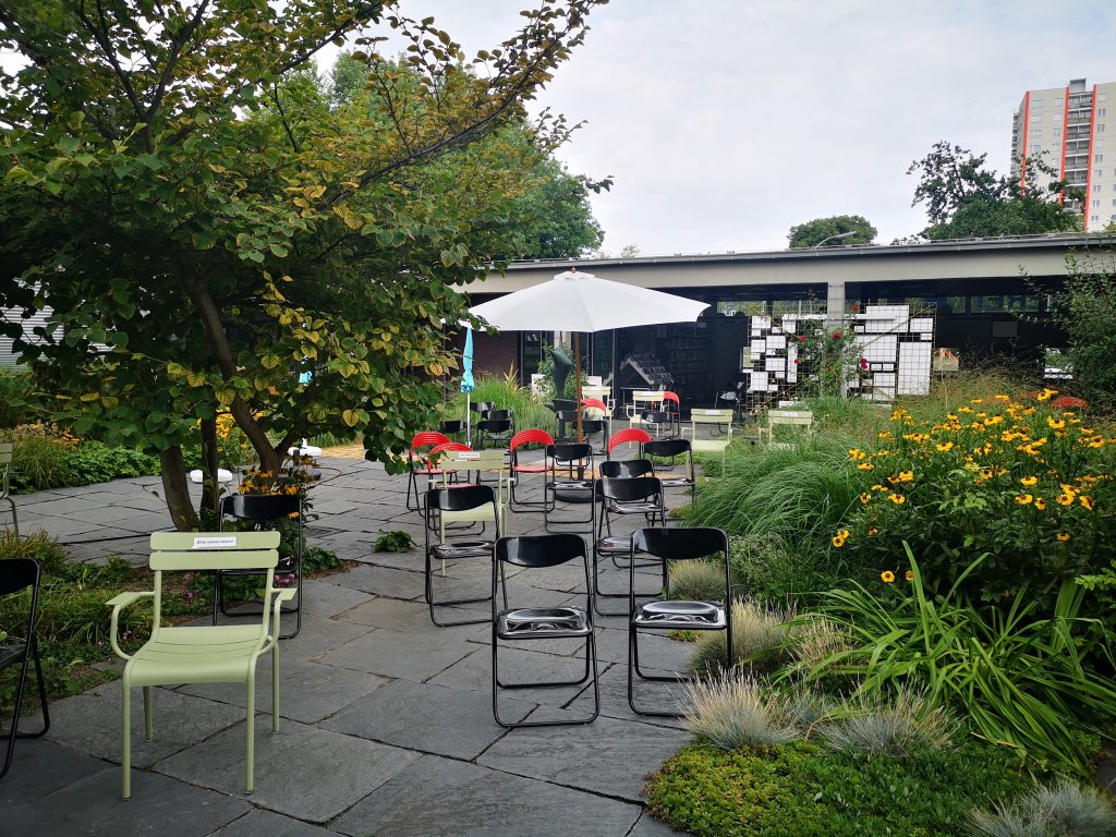 Garten der Hansabibliothek, Foto @ Offen für Kultur