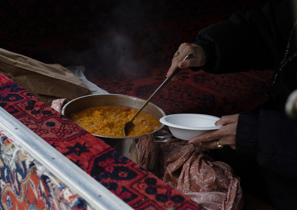 speaking_to_ancestors_farkondeh-17.9-7