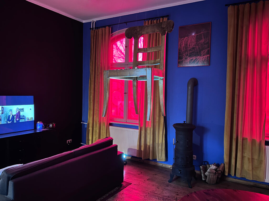 NetflixandChilRoom_c_VeronikaDraexler