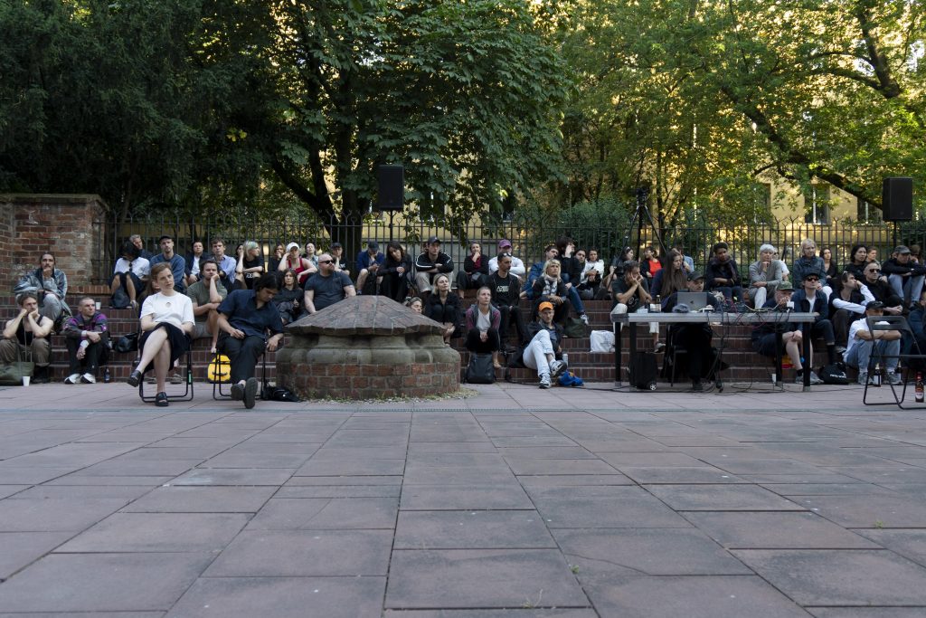 KR_Stoney_Schwarz-43