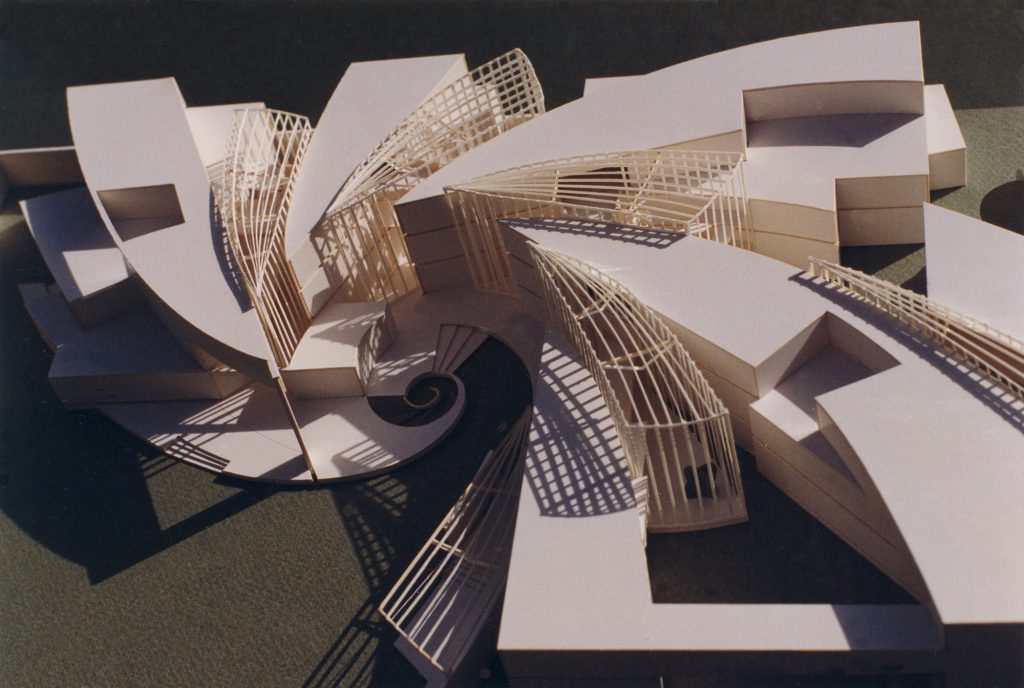 Galinski_Modell Zvi hecker