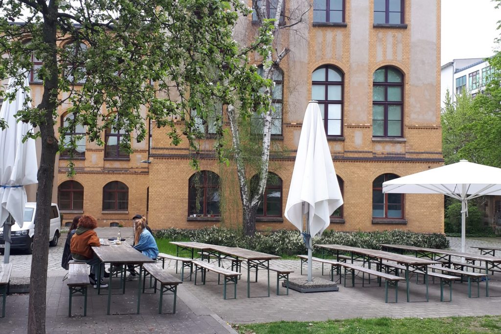 Mensa_außen_20240411