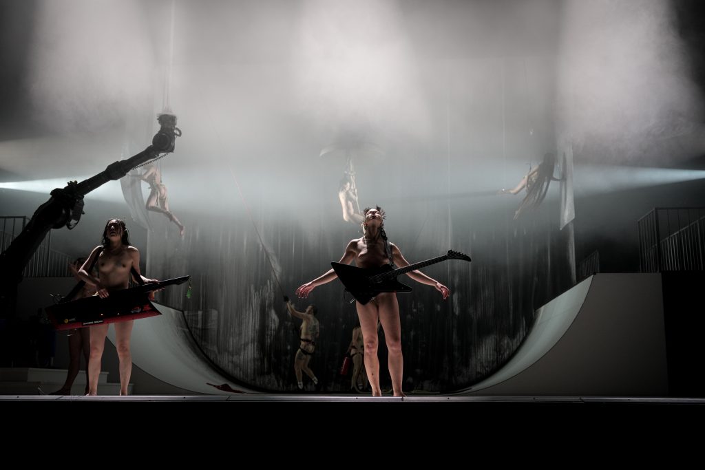 SANCTA_c_nicole_marianna_wytyczak_DSC07141