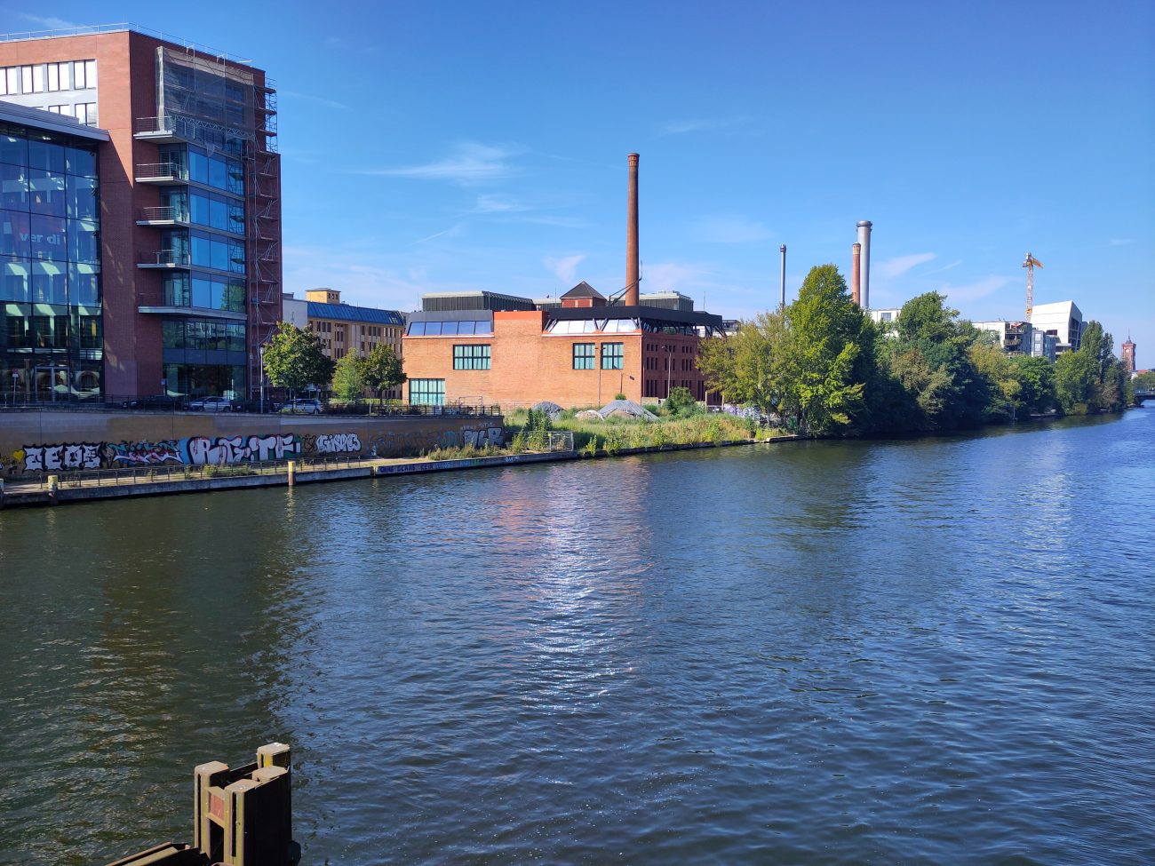 Eisfabrik von der Schillingbrücke_c_Gregor_Harbusch