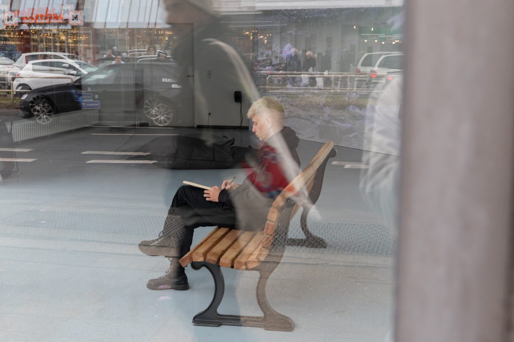 GW_2025_Elsewhere-I-Am-You_AdamMan_77