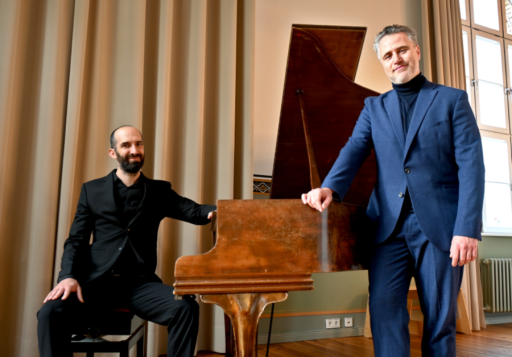 Daniel Seroussi und Simon Wallfisch im Mitte Museum (Fotografie: Luise Haubenreiser).