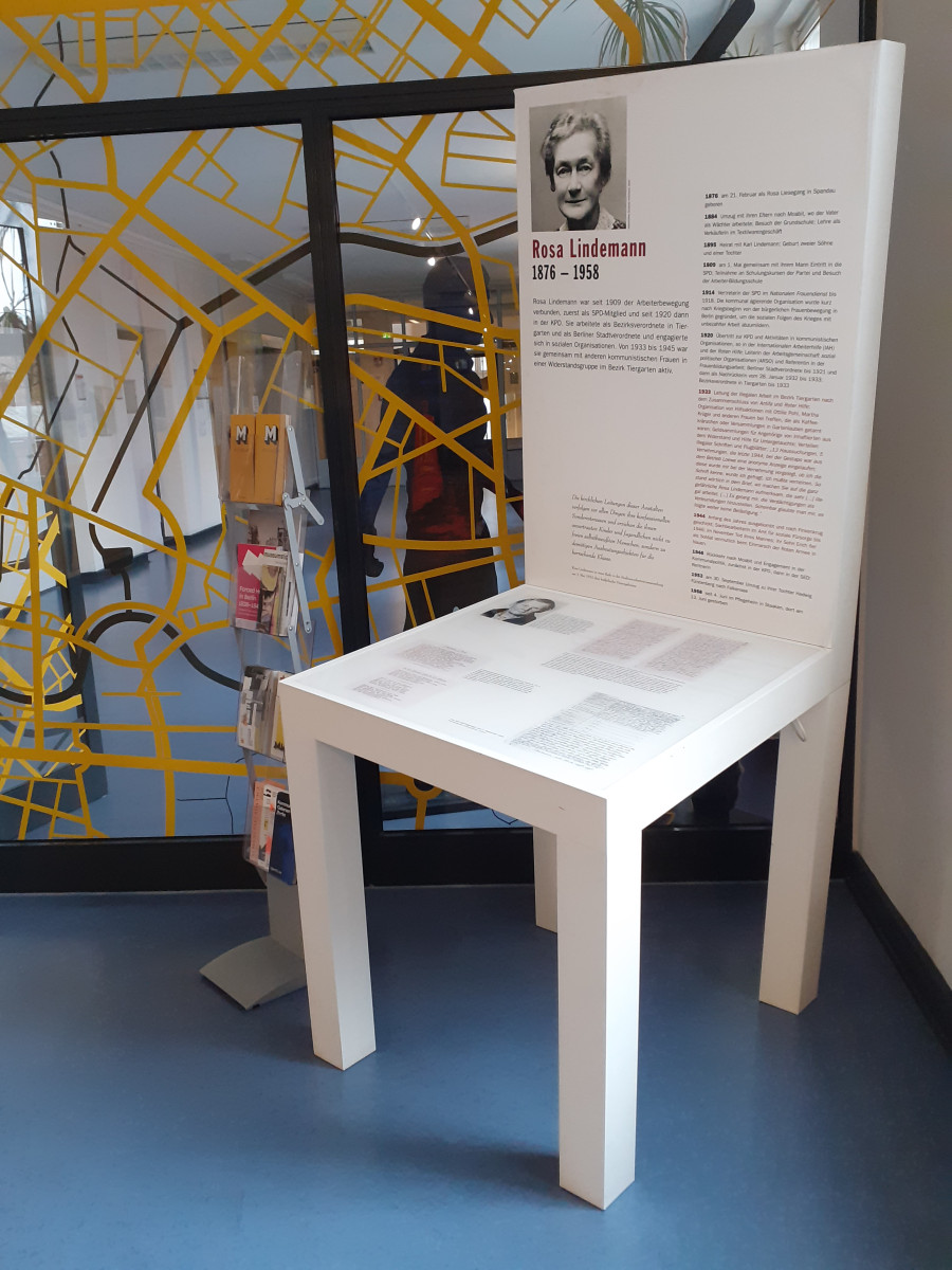 Der Lindemann-Stuhl in der Dependance des Mitte Museums (Fotografie: Heike Stange).